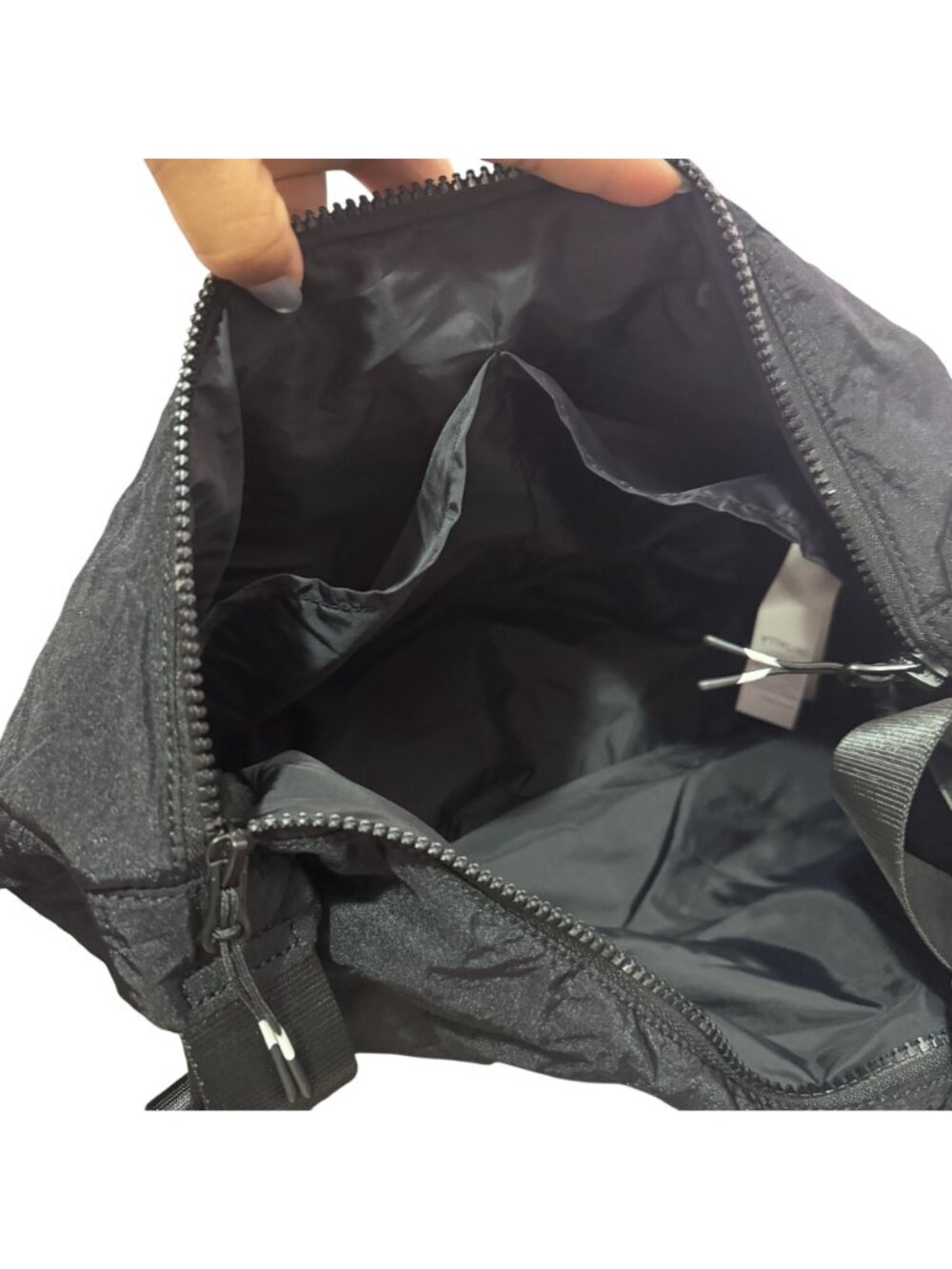NWT Fabletics Black Nylon Puffer Belt Bag Crossbody Adjustable Strap OS - Picture 7 of 7